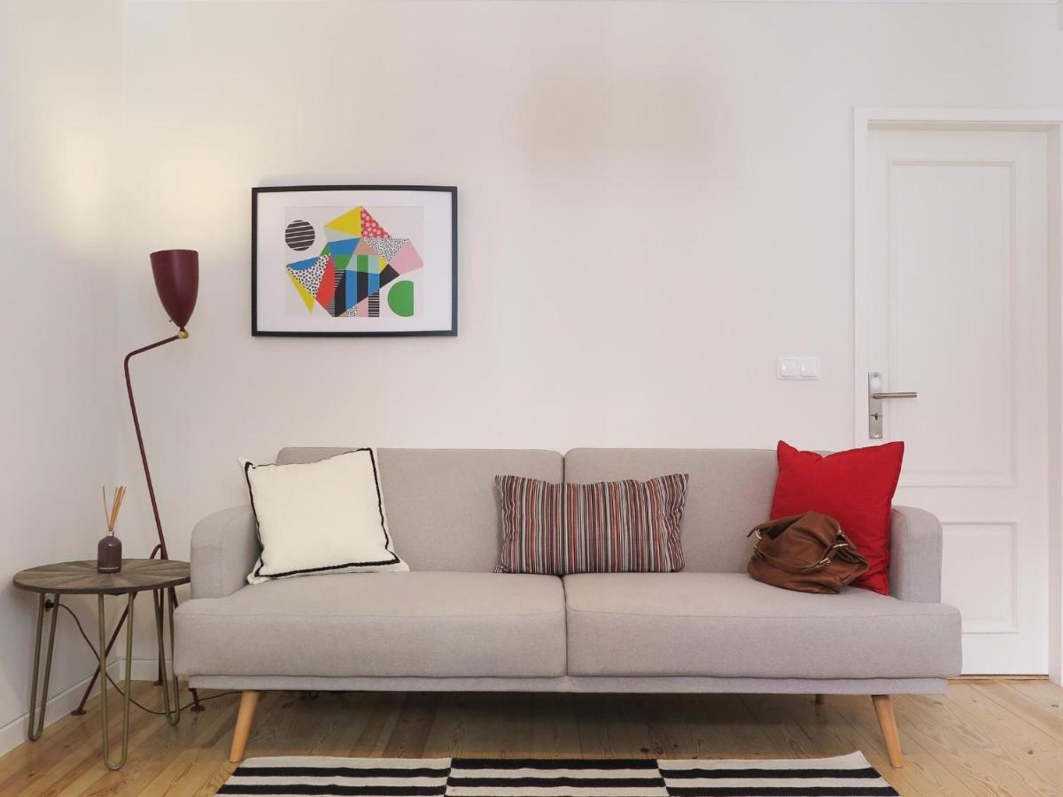 Historic Alfama Apt With Modern Style ลิสบอน ภายนอก รูปภาพ
