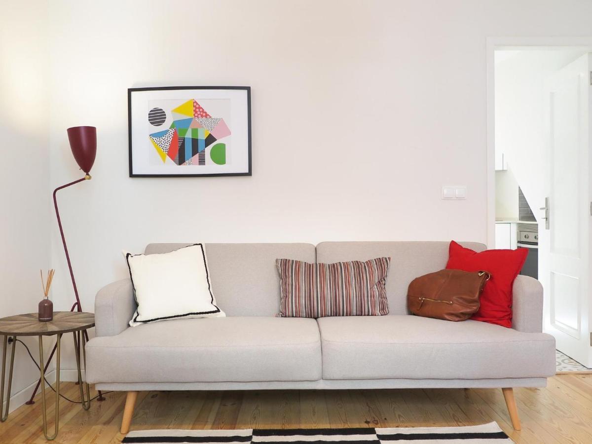 Historic Alfama Apt With Modern Style ลิสบอน ภายนอก รูปภาพ