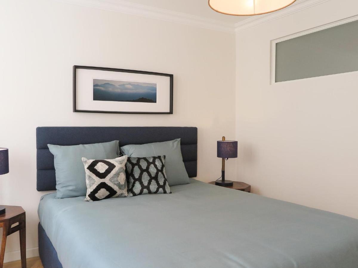 Historic Alfama Apt With Modern Style ลิสบอน ภายนอก รูปภาพ